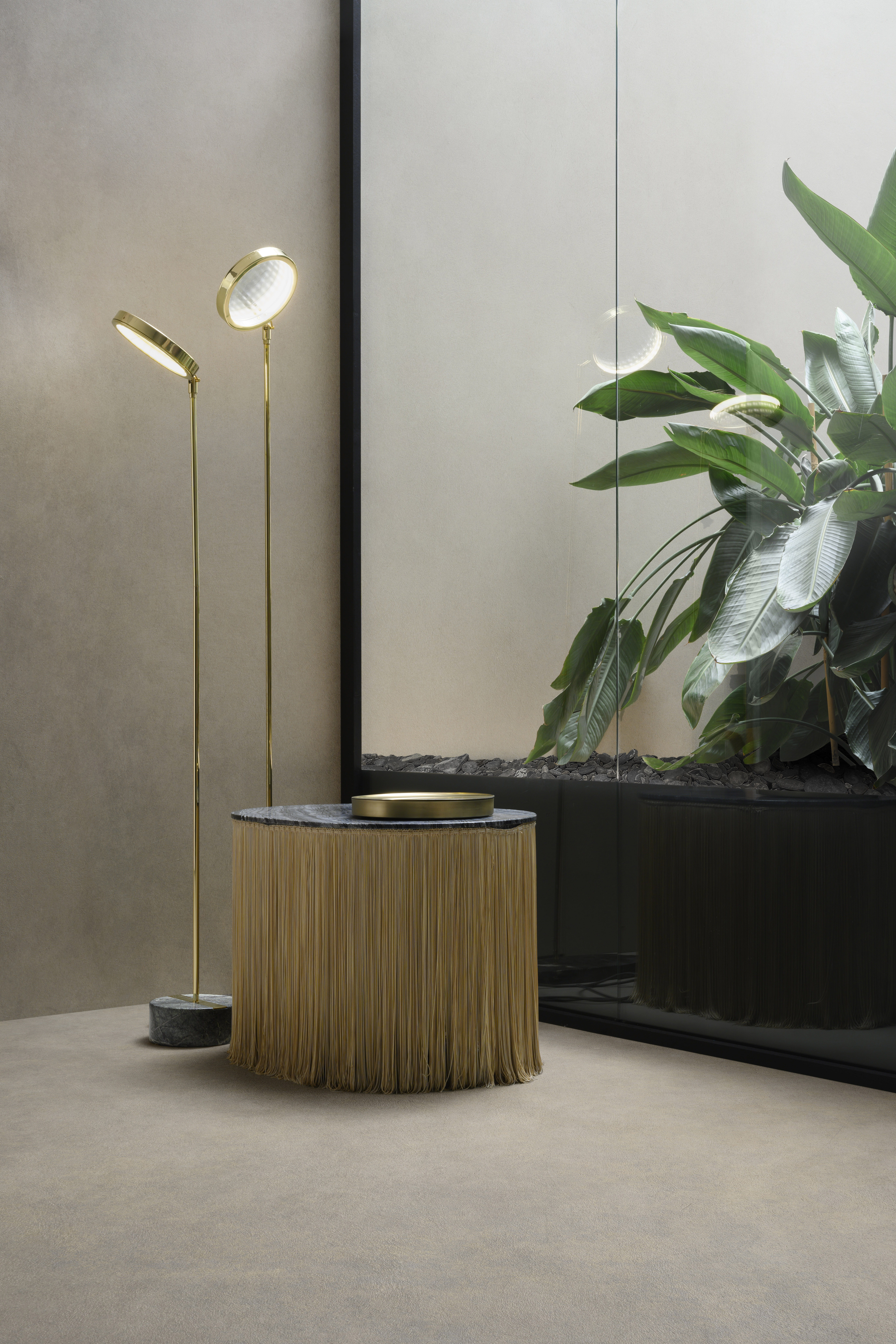 Menhir Floor Lamp