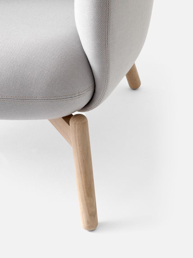 Easy Nest XL Wood Chair