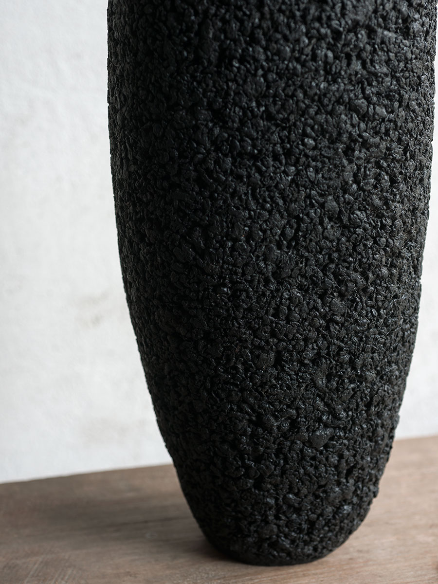 Mantiqueira Black 40 Vase